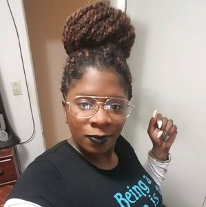 Meet your Posher, Janell